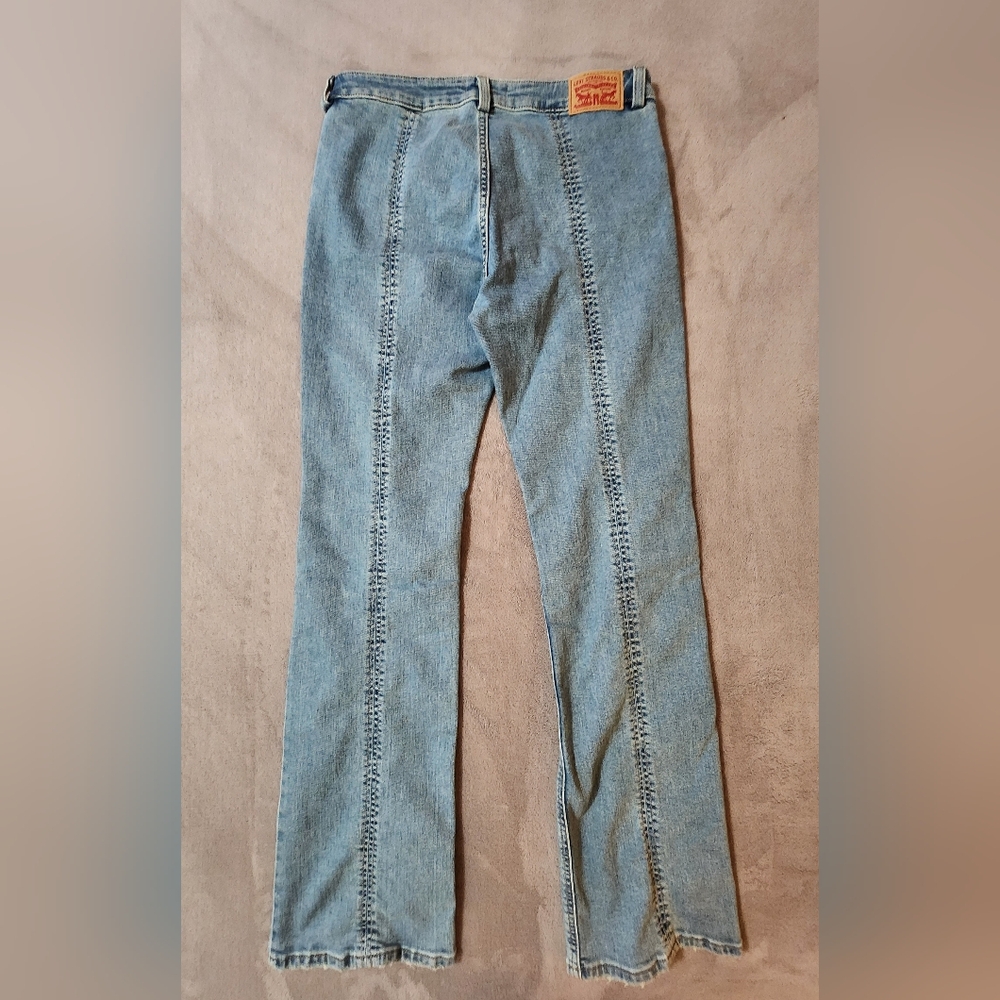 Levi's - Picture 3 of 12